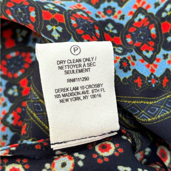 Derek Lam 10 Crosby Navy Geometric Print Draped Front Blouse 100% Silk Sz 8 - Picture 7 of 9